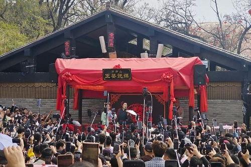 开封王婆最新爆料新闻,揭秘娱乐圈惊人内幕 第1张 开封王婆最新爆料新闻,揭秘娱乐圈惊人内幕 第1张